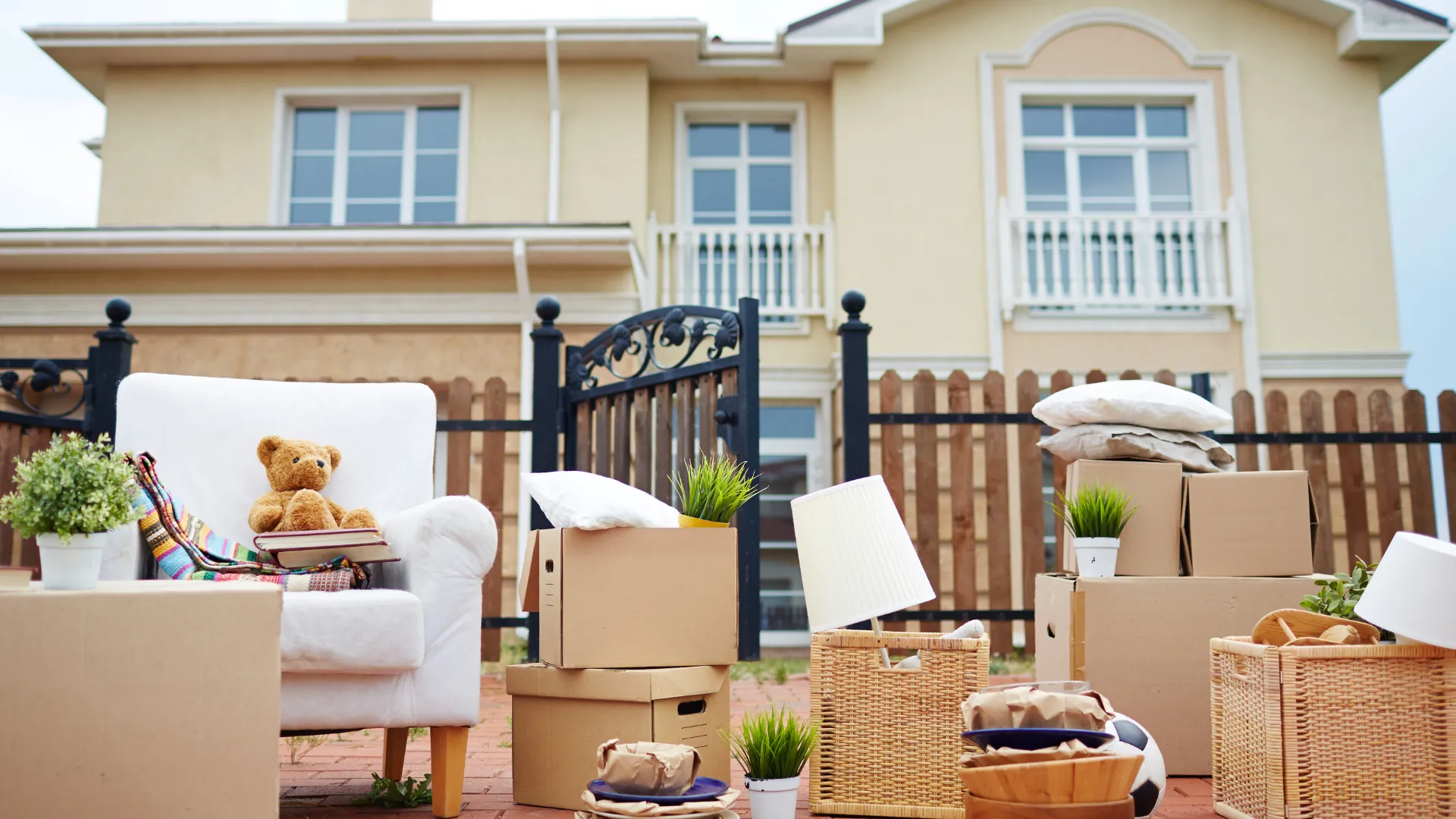 Back to School Moving Tips to Make Your Transition Easier